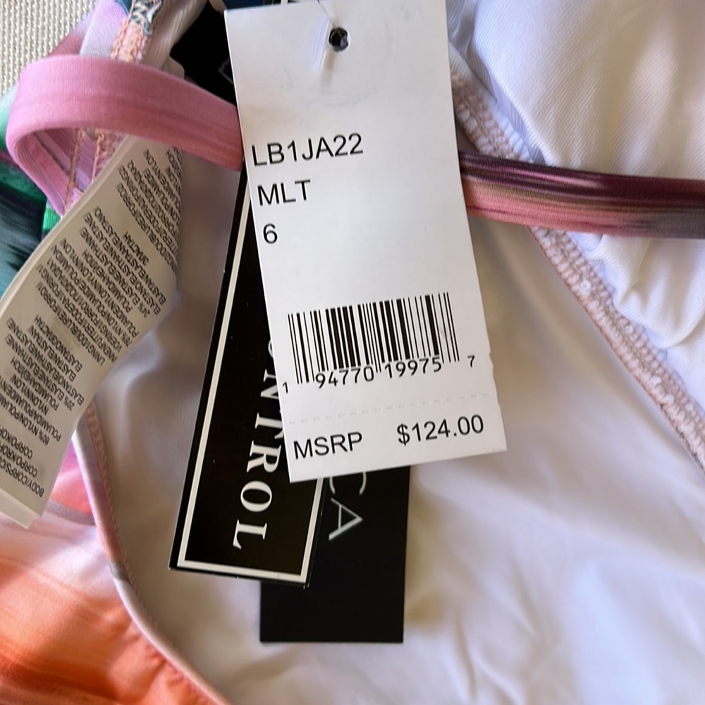 LA BLANCA one piece swimsuit size 6 - Picture 6 of 10
